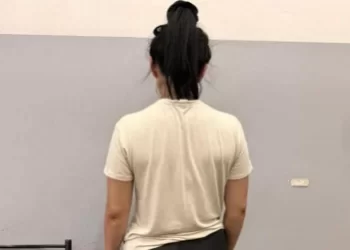 Detuvieron a una cajera por robar dinero