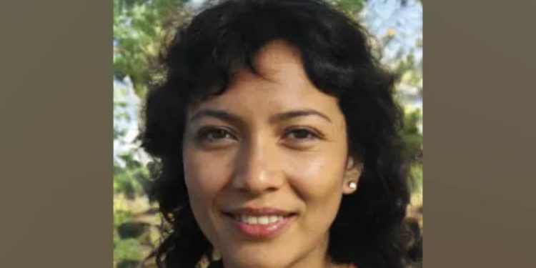 Madre estafó a egresados con $17 millones