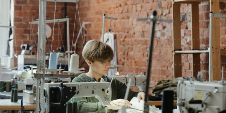 Capacitarán a estudiantes de escuelas hogares en oficios con salida laboral