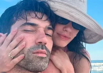 Lali anunció su boda con Pedro Rosemblat