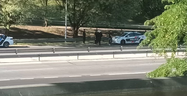 Persecución policial en la Circunvalación terminó con cuatro detenidos