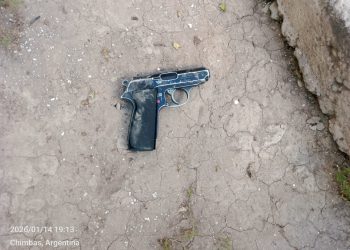 Detuvieron a un menor de 16 años por intentar robar una moto a punta de pistola en Chimbas