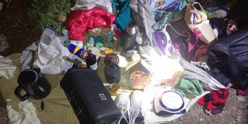 Detuvieron a dos hombres tras desvalijar una casa