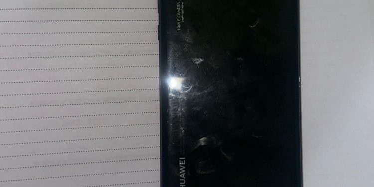 Dos hermanos fueron detenidos por el robo de un celular