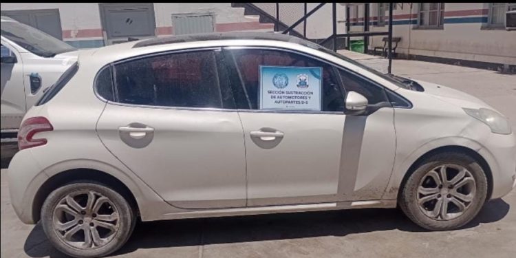 Recuperan en San Juan un Peugeot 208 robado en Córdoba
