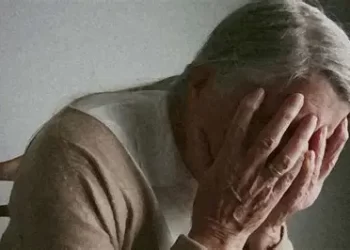 Entró encapuchado a una casa de Pocito, atacó a una anciana y escapó con un botín mínimo