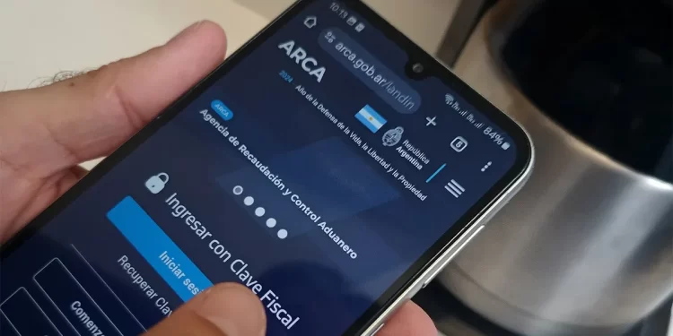 Cómo pedir la devolución del 30 % cobrado de más en compras en el exterior