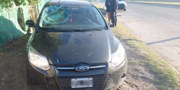 Atropelló a su novio luego de una discusión y fue detenida: tiene 18 años