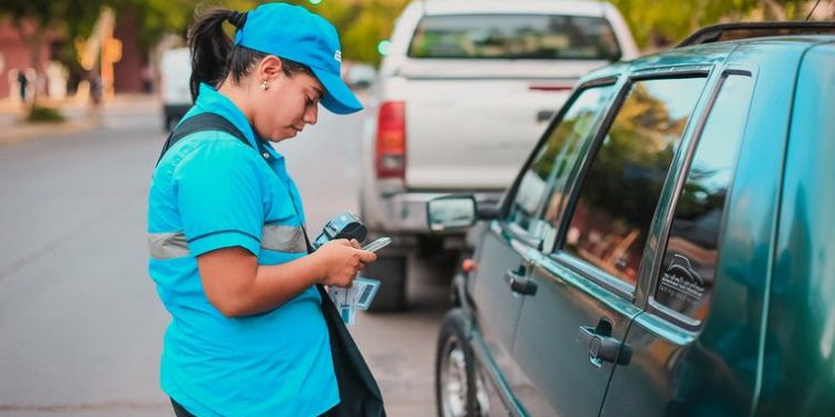 Aumentan las tarifas del estacionamiento controlado en Capital a partir de febrero