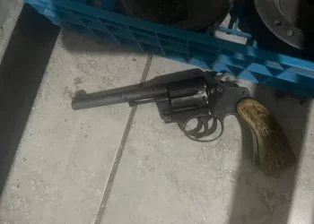 Violento asalto en Capital: detuvieron a un hombre armado tras una persecución