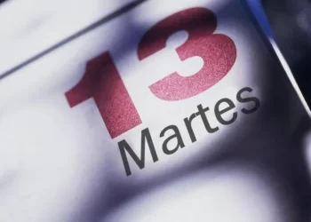 Martes 13: las supersticiones que siguen marcando a muchos argentinos
