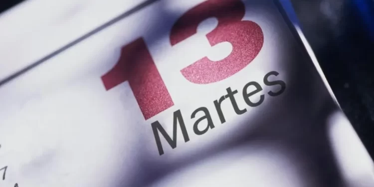Martes 13: las supersticiones que siguen marcando a muchos argentinos