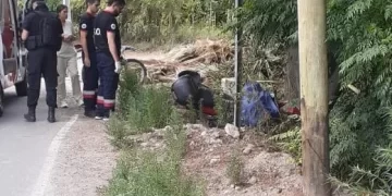 Drama en la ruta: un motociclista perdió la vida tras un grave siniestro