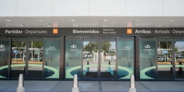 Cómo funciona el sistema digital para permisos de viaje al exterior para menores