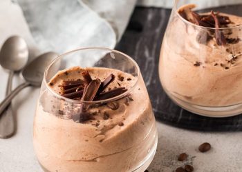 El postre ideal para combatir el calor: receta de mousse de dulce de leche