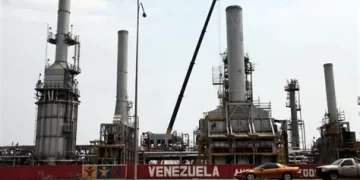 Estados Unidos presentó su plan para reactivar la producción petrolera de Venezuela