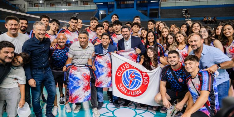 Marcelo Orrego dio inicio a la Liga Federal de Vóley en el Aldo Cantoni