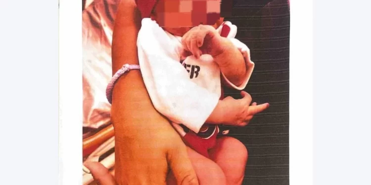 Bebé de 6 días fue salvado por la Policía tras ahogarse