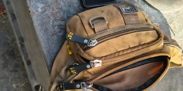 Intento de robo en Santa Lucía: detuvieron a una joven de 23 años tras forcejear con la víctima