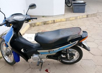 Grave choque entre un motociclista y un auto a metros del hospital de Caucete