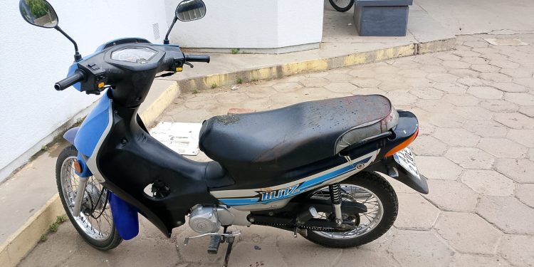 Grave choque entre un motociclista y un auto a metros del hospital de Caucete