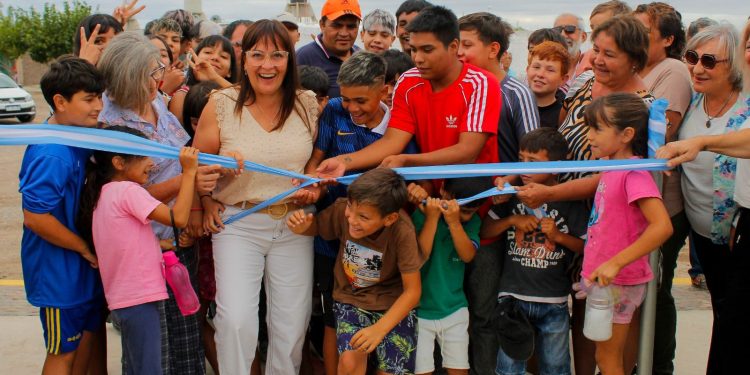 Chimbas sumó un nuevo pulmón verde con la plaza del Barrio Arenales