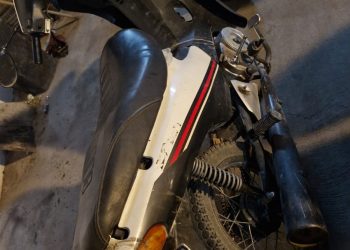 Conducía una moto robada y quiso fugarse: terminó tras las rejas