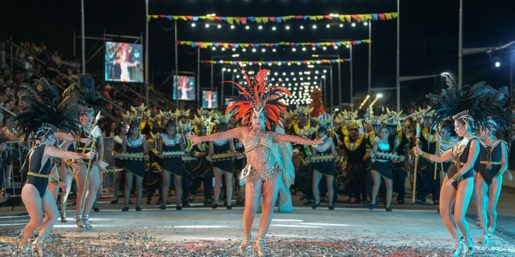 Carnaval de Chimbas 2026: inicio multitudinario y ovación total para Mari Mari