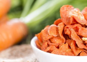 Chips de zanahoria en freidora de aire: el snack saludable y crujiente