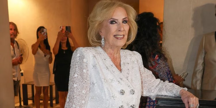 Mirtha Legrand celebró sus 99 años y dejó un mensaje que emocionó a todos