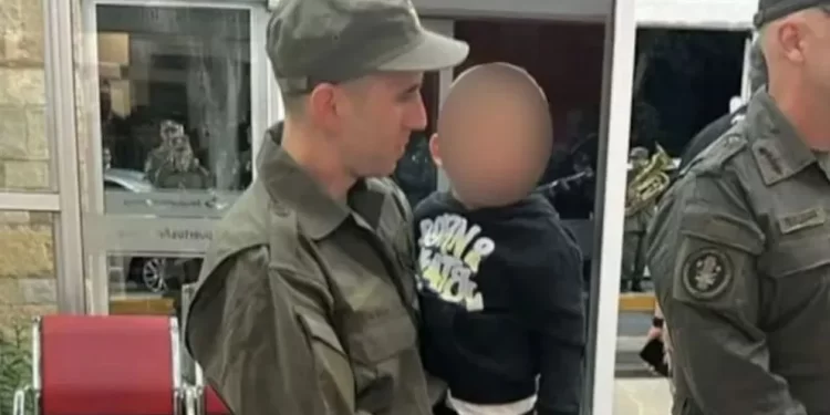 Emocionante reencuentro de Nahuel Gallo con su hijo