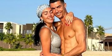 La foto de Cristiano Ronaldo y Georgina Rodríguez valuada en 17 millones de euros que explotó en redes