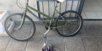 Detienen a un joven de 18 años por amenazas con arma blanca en Plaza Laprida