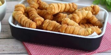 Palitos de queso con masa casera: la receta fácil para preparar un snack crujiente en casa