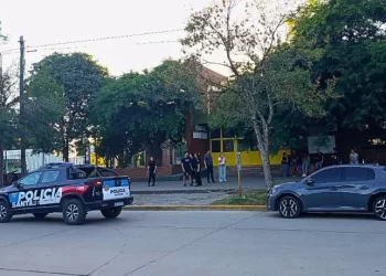 Santa Fe: un alumno entró al colegio con una escopeta y mató a un compañero