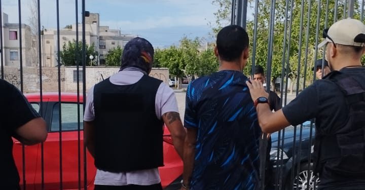 Detuvieron en Rawson a un joven de 25 años acusado de robar mercadería en un supermercado