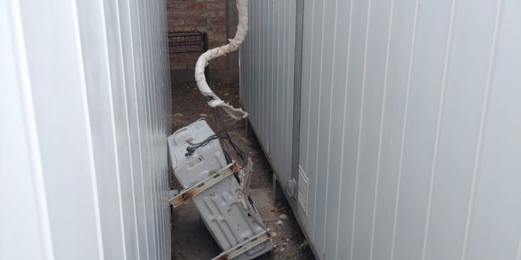 Intentaron robar en una escuela de Rawson y fueron detenidos por la Policía