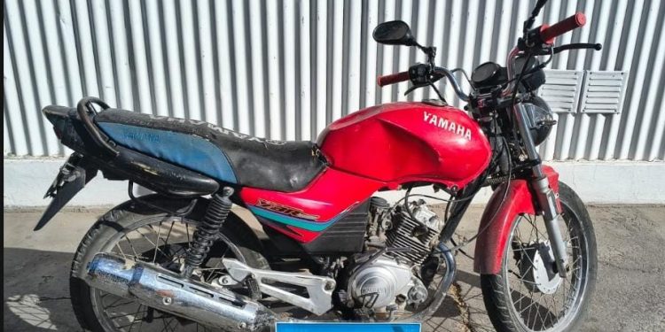 Secuestran motocicleta con numeración adulterada en Capital