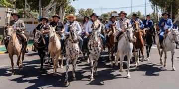 Orrego encabezó la Cabalgata de la Fe a la Difunta Correa