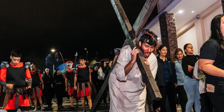 Semana Santa en Rawson: horarios de misas, Vía Crucis y actividades al aire libre