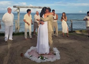 Boda soñada en Brasil: empresario sanjuanino y una influencer sellaron su amor en una playa paradisíaca