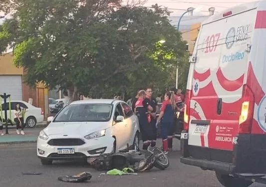 Tragedia en Rawson: murió un motociclista tras un violento choque