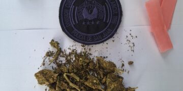 Detienen a un hombre con marihuana tras disturbios en la vía pública