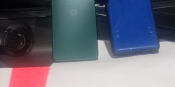 Detuvieron a un joven por robo de celular en Capital