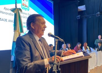 Abarca anunció la ampliación del Parque Industrial de Albardón en 500 hectáreas