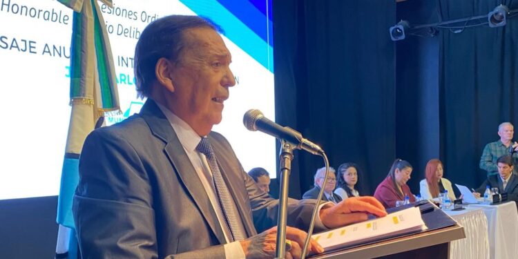 Abarca anunció la ampliación del Parque Industrial de Albardón en 500 hectáreas