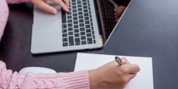 Capacitación en inteligencia artificial en San Juan: abren inscripciones para curso online gratuito