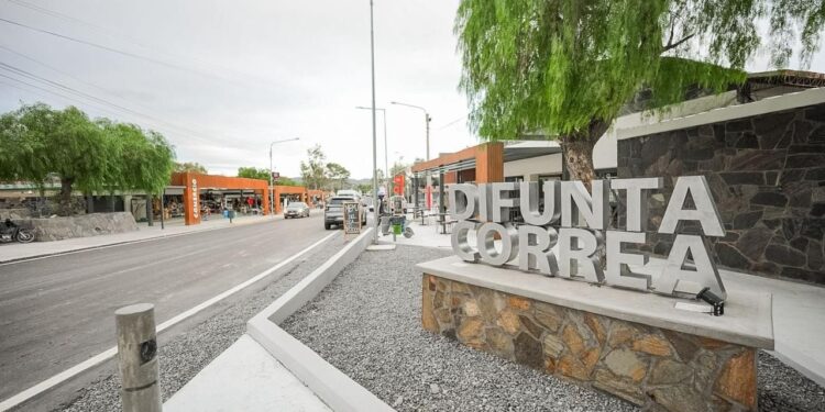 Concejales cauceteros destacaron la transformación del paraje Difunta Correa