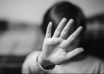 Un niño de 2 años está internado con lesiones cerebrales: investigan a la madre