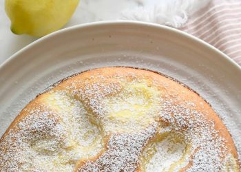 Torta Nua: la receta fácil del bizcochuelo con crema pastelera que es furor en la merienda